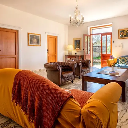 Contessa Villa